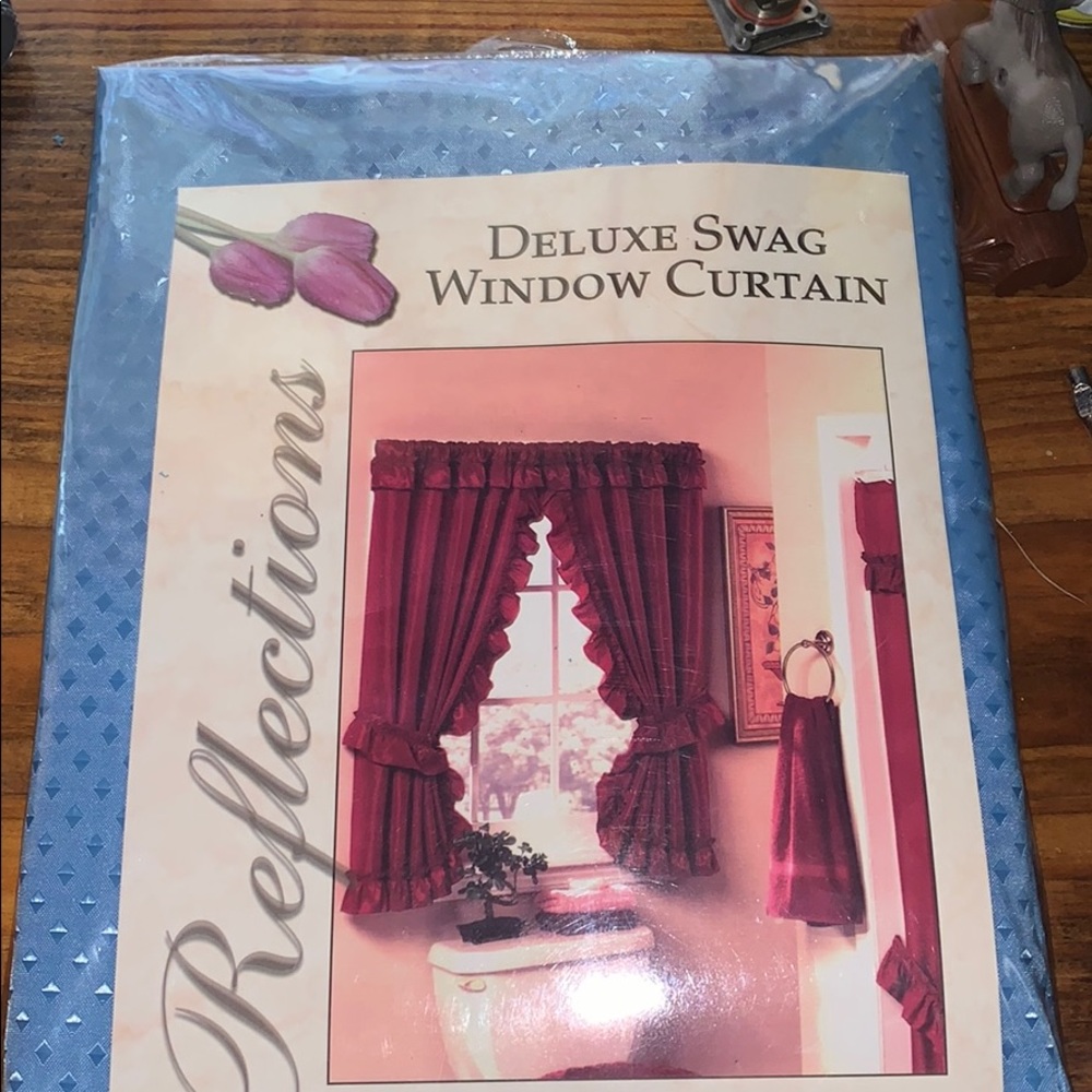 Deluxe swag window curtains 💗